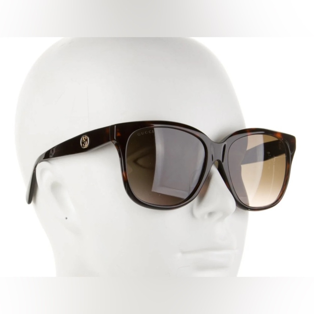 Gucci Women's Oversize Sunglasses